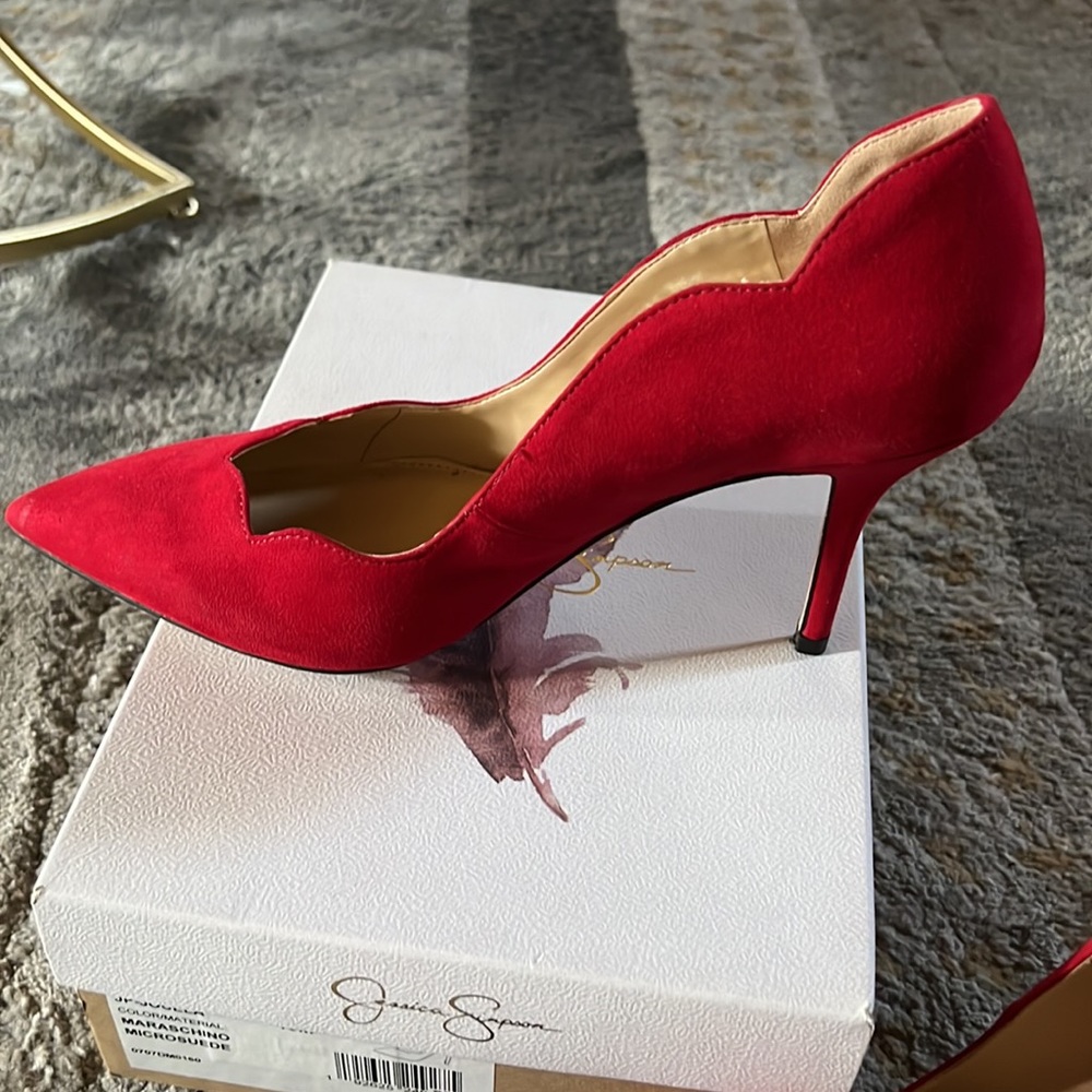 Jessica ❤️Sold❤️Simpson Fiery red Pump - Picture 4 of 6